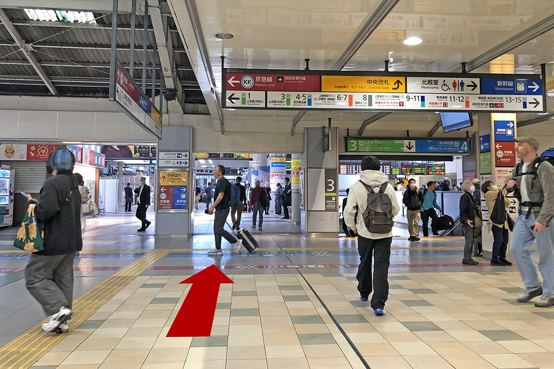 直進途中の通路の写真
