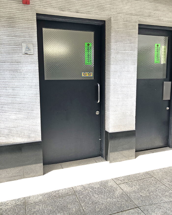 車いす用トイレのドア