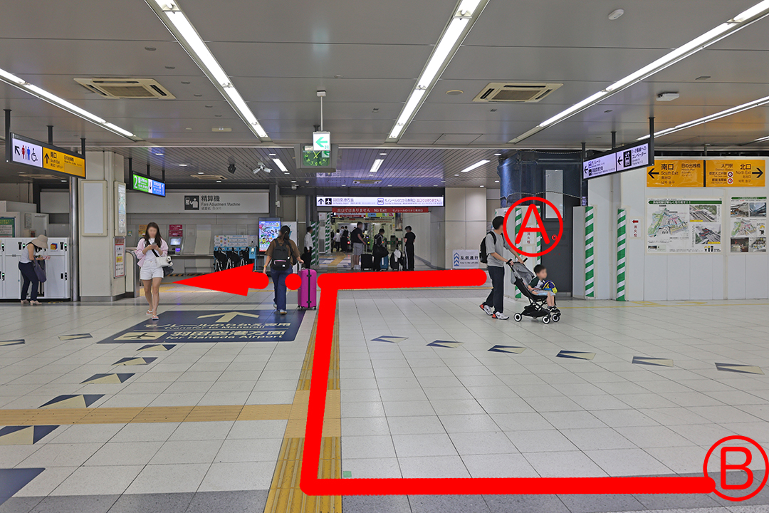 A・Bエレベーターから南口改札への方向