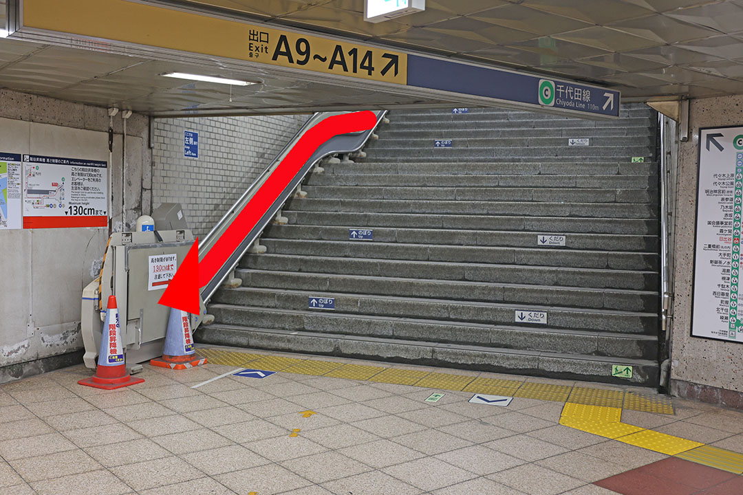 ３つ目のエスカレーターを降りる場所付近の写真