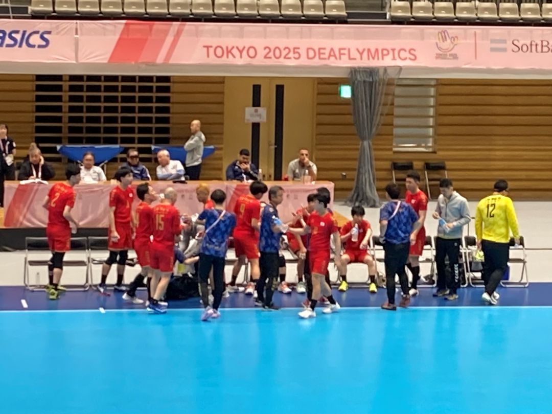 日本チームのベンチ