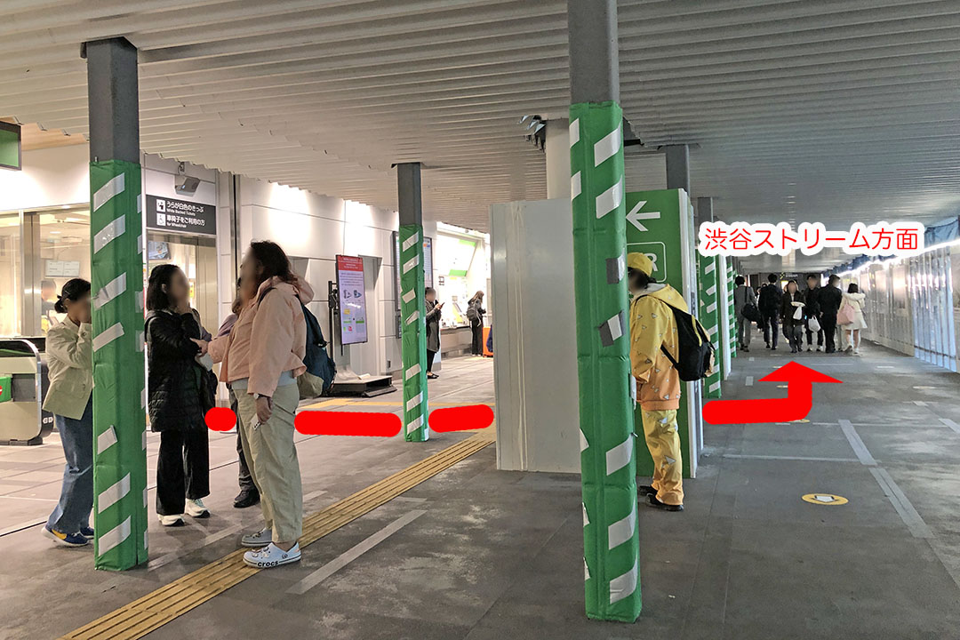 新南改札を出て左方向を写した写真