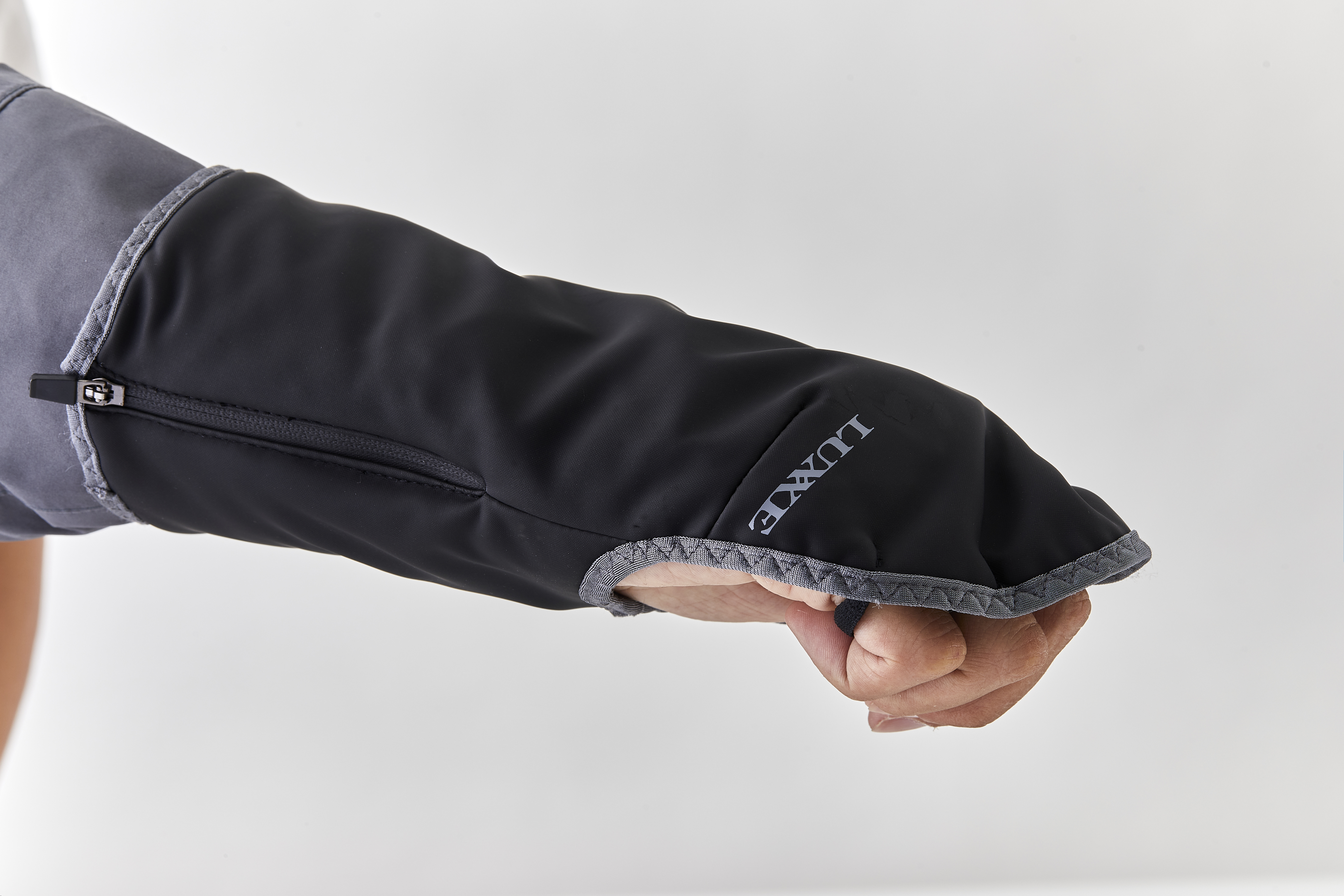 ハンドウォーマー装着時の写真