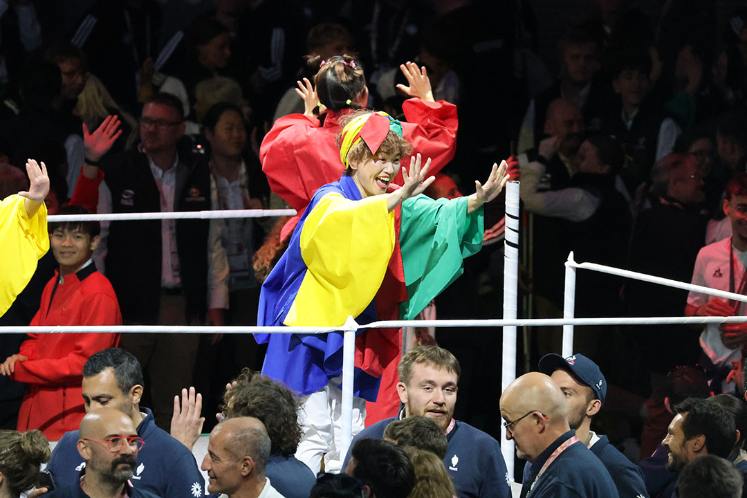 写真中央に演出を担当した一人の大橋弘江氏がいます