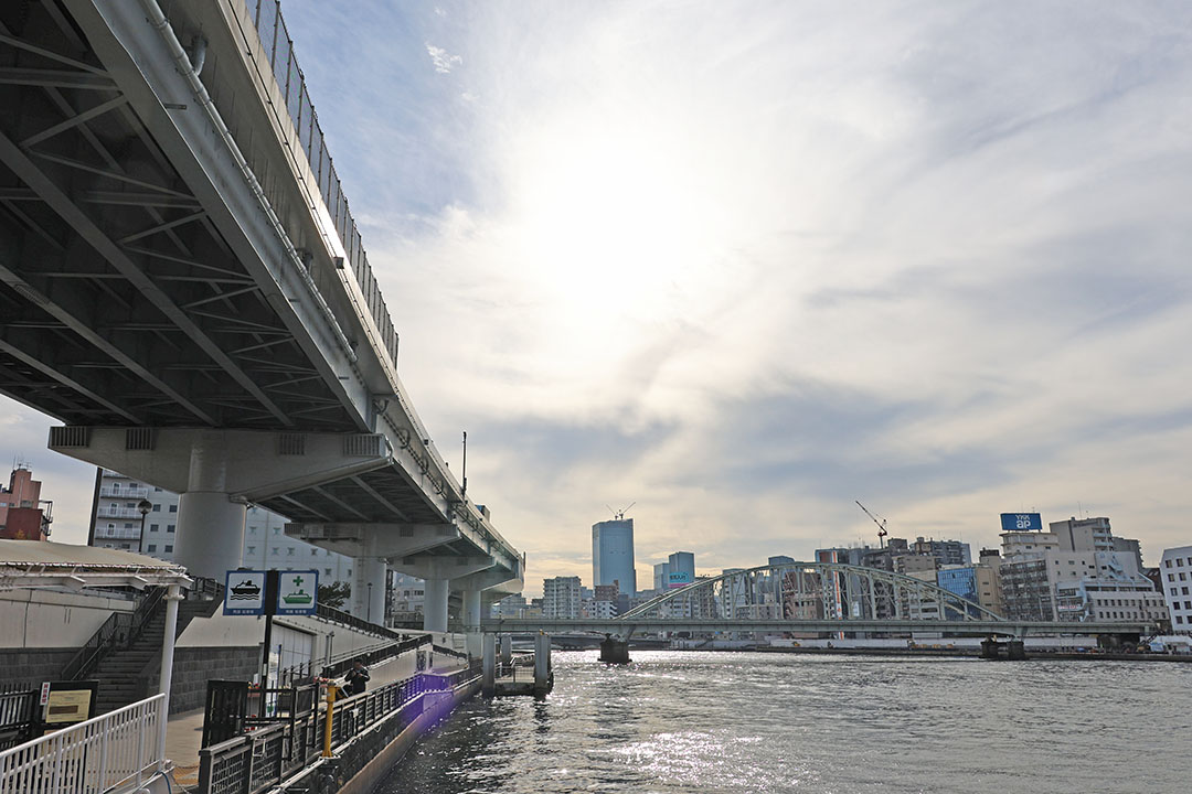 目的地、両国リバーセンターに到着