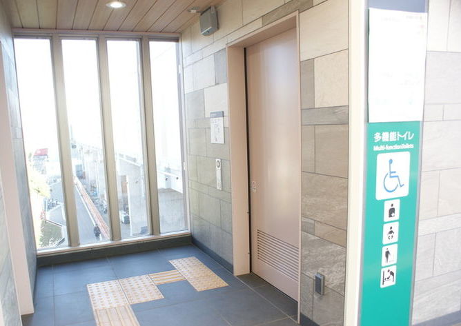 北綾瀬駅／東京メトロ 千代田線－2F 地上ゆきエレベーター側改札内