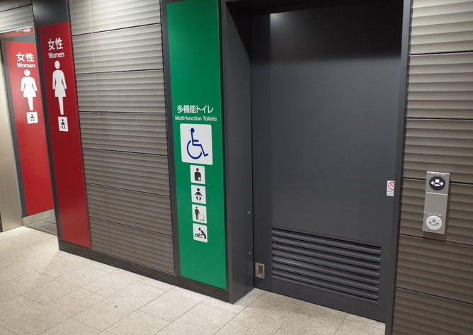 浅草駅／東京メトロ 銀座線－B2F １番線ホーム エレベーター付近
