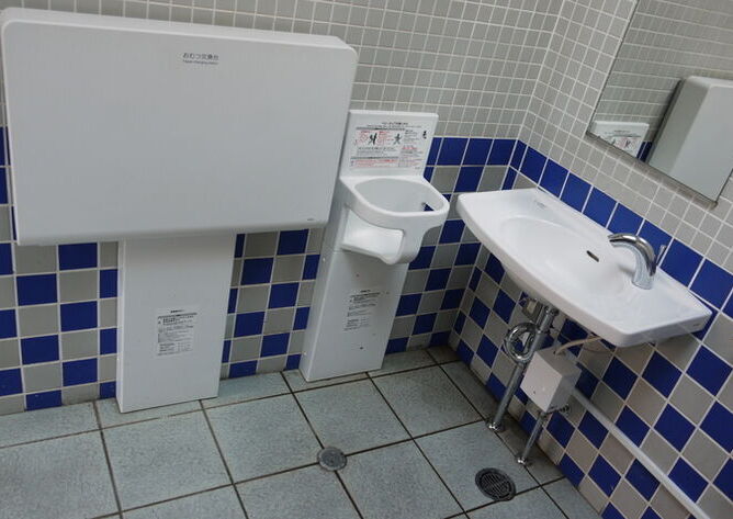 志村坂上公衆トイレ